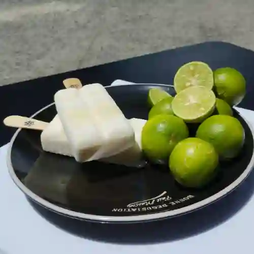 Helado Artesanal de Limón Gourmet