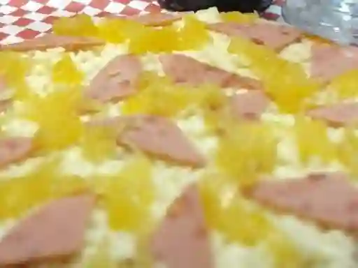 Pizza Hawaiana 