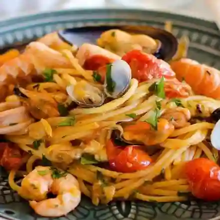 Pasta a la Mar de Mariscos