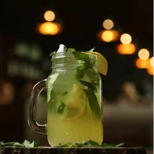 Limonada de Hierva Buena