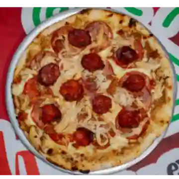 Pizza Familiar Carnívora – 16 Porciones