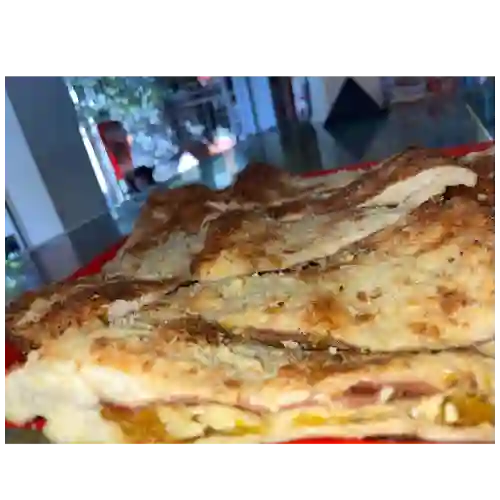 Pan Pizza