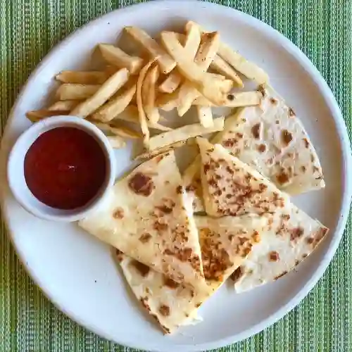 Quesadilla con Papas Fritas