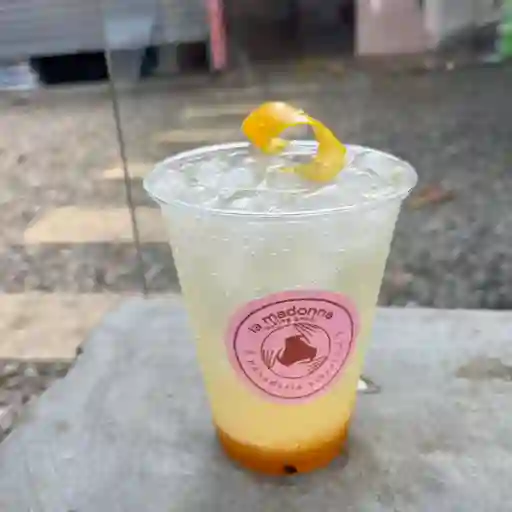 Soda frutos amarillos