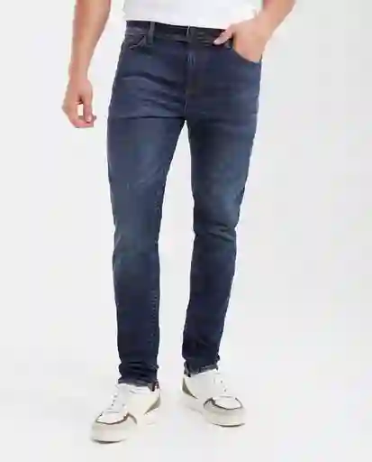 Jean Slim Fit Famous Azul Clásico Oscuro Talla 30/32 Chevignon