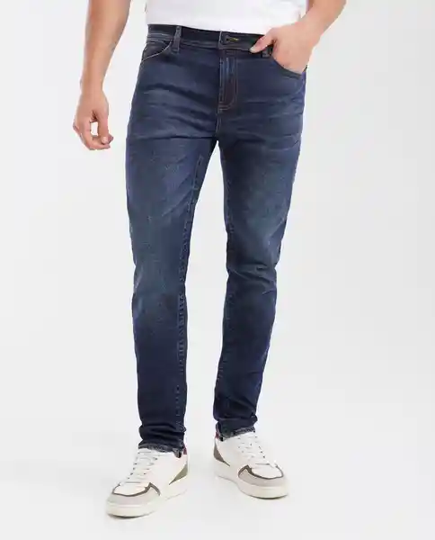 Jean Slim Fit Famous Azul Clásico Oscuro Talla 30/32 Chevignon
