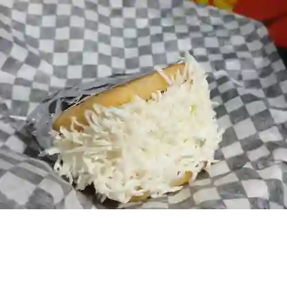 Arepa con Queso Salado