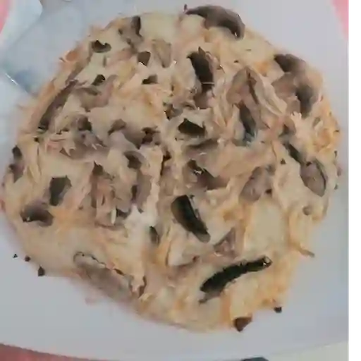 Pollo y champiñones