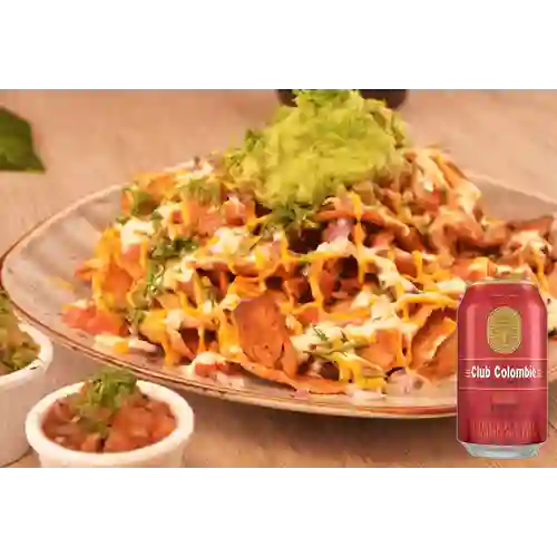 Combo Nachos + Cerveza Club Colombia Roja Lta 330ml