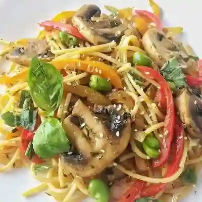Spaguettis con Champiñones y Verduras
