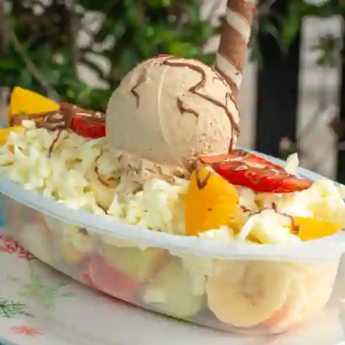 Ensalada de Frutas 16 Oz