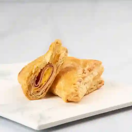 Pastel de Jamon y Queso.