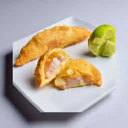 Empanada de Camarón y Queso