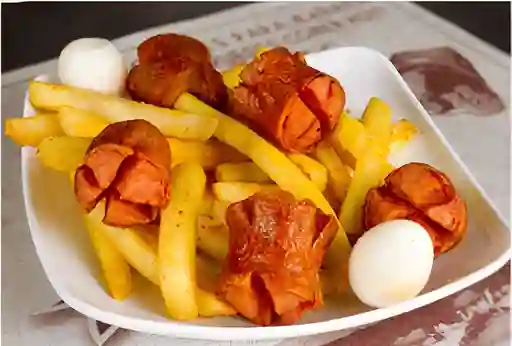 Salchipapa