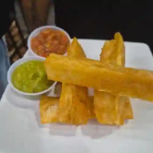 Yucas Fritas