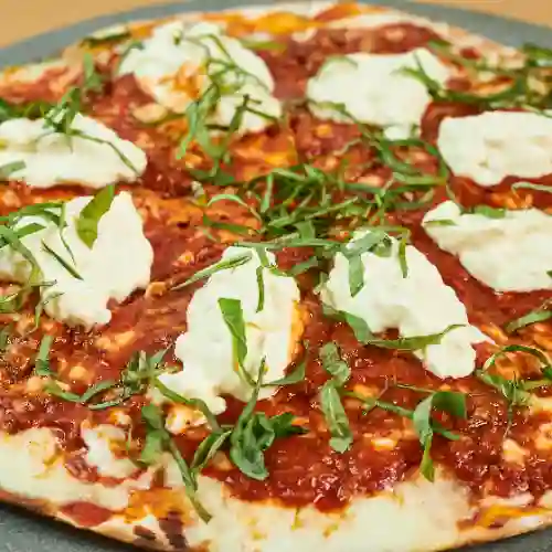 Pizza Bolognesa y Straciatella