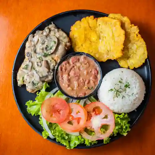 Ejecutivo pechuga salsa champiñones