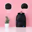 Mochila Básica Con Detalles en Contraste Negro Miniso