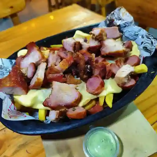 Salchipapa barrilera