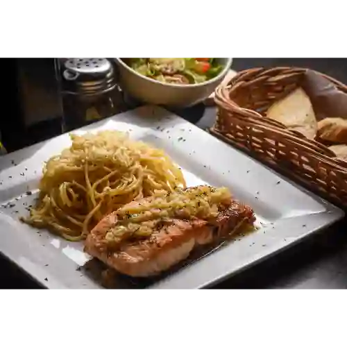 Salmon Al Ajillo