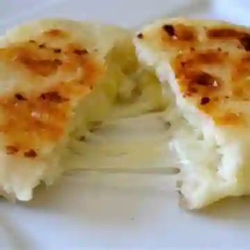 Arepa Quesuda