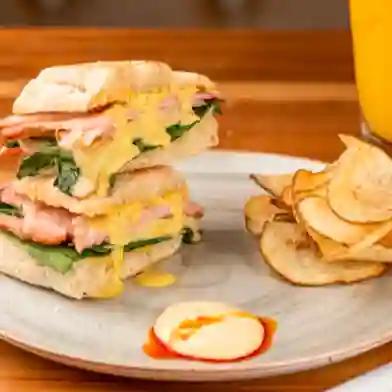 Sandwich Clásico