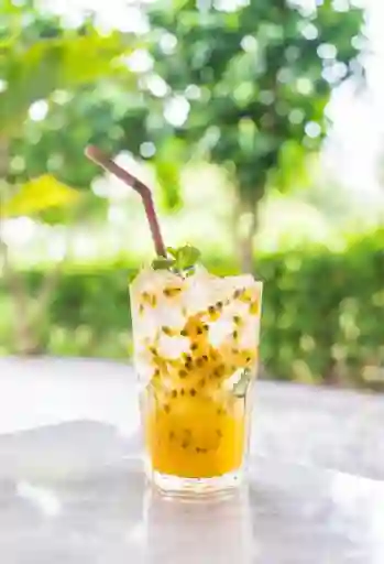 Soda Maracuyá 16 Oz