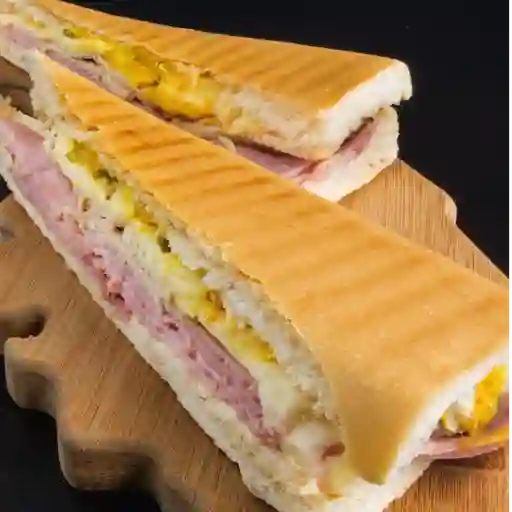 Sándwich de jamón (grande)