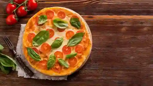 Pizza napolitana grande