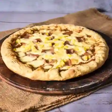 Pizza Mediana Hawaiana + Gaseosa 1.5 l