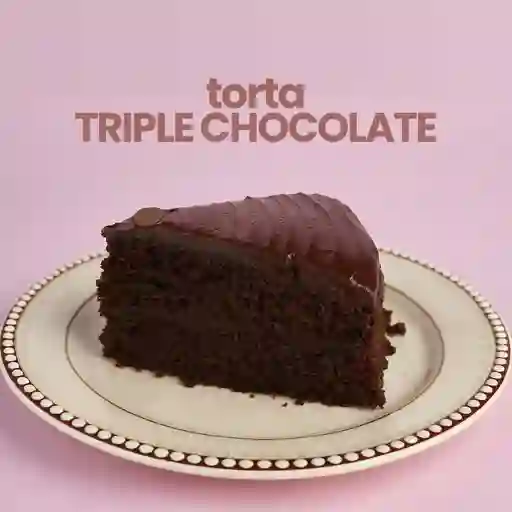 Porción torta triple chocolate