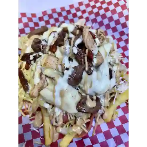 Salchipapa Especial Bite