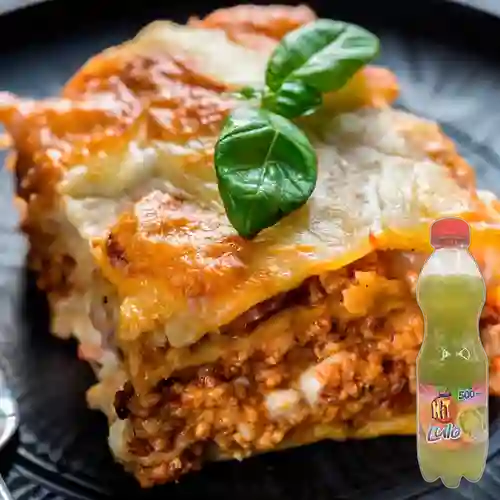 Combo Lasaña Mixta + Hit Lulo 500 ml