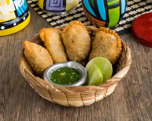 Canasta 4 Empanadas de Carne