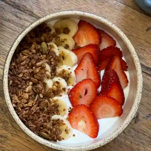 Parfait de yogurt griego