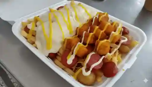 Salchipapa de Maduro