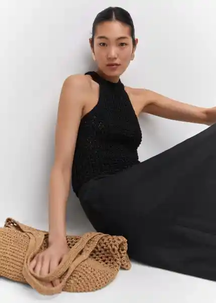 Top Hugo Negro Talla M Mujer Mango