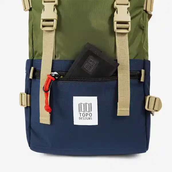 Topo Designs Mochila de Aventura Rover Olive/ Navy 20 L