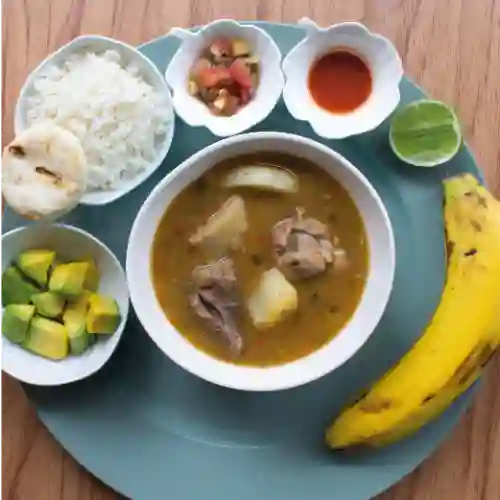 Cazuela Sancocho de Res y Cerdo