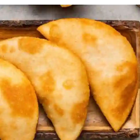 Mega Empanada de Carne