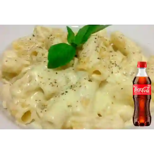 Combo Pastas Cuatro Quesos + Coca Cola Original 400 ml
