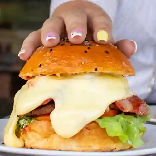 Hamburguesa de Tocineta con Queso