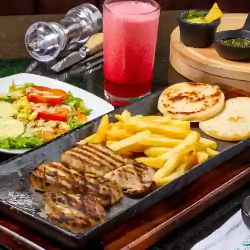 Pechuga a la Plancha Combo