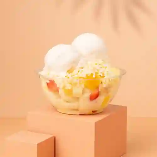 Ensalada de Frutas con Queso Pequeña