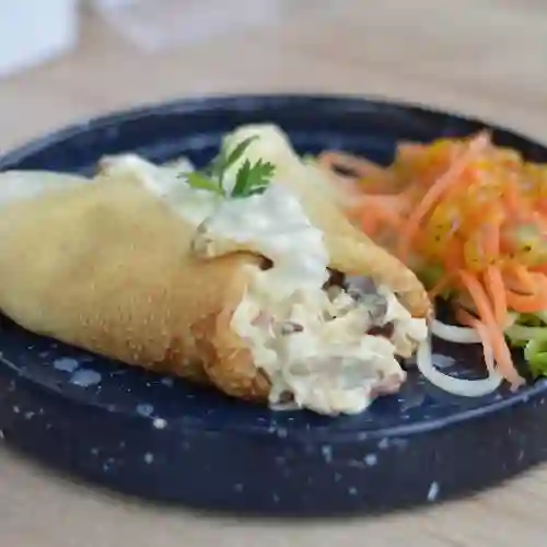 Crepe de Pollo con Champiñones