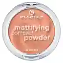 Essence Polvo Compacto Mattifying 02 Soft Beige