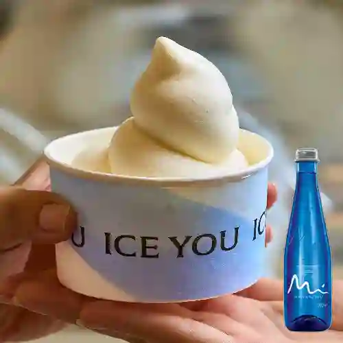 Combo Helado de Yogurt Grande + Manantial Sin Gas 300m
