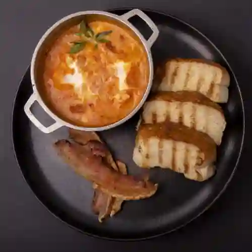Cazuela de Huevos Napolitana