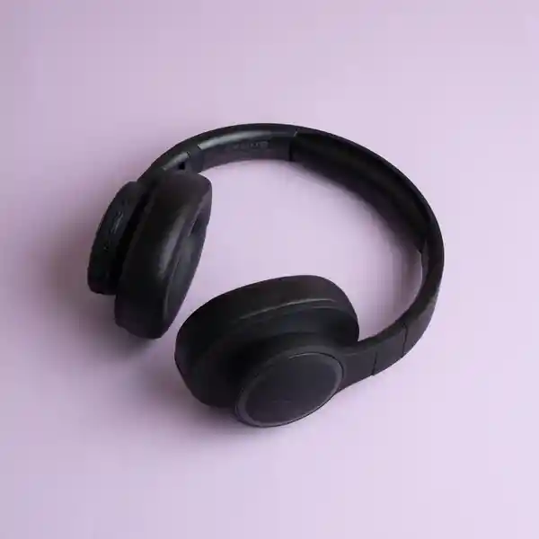 Audífonos Inalambrico Elegant Serie Negro Mod P16 Miniso