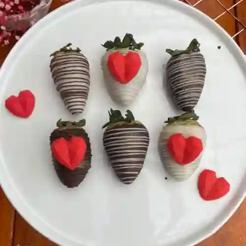 6 Fresas Corazón